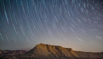 爱游戏中国电竞-中国女足在比赛中展现出高超球技,中国女足足球
